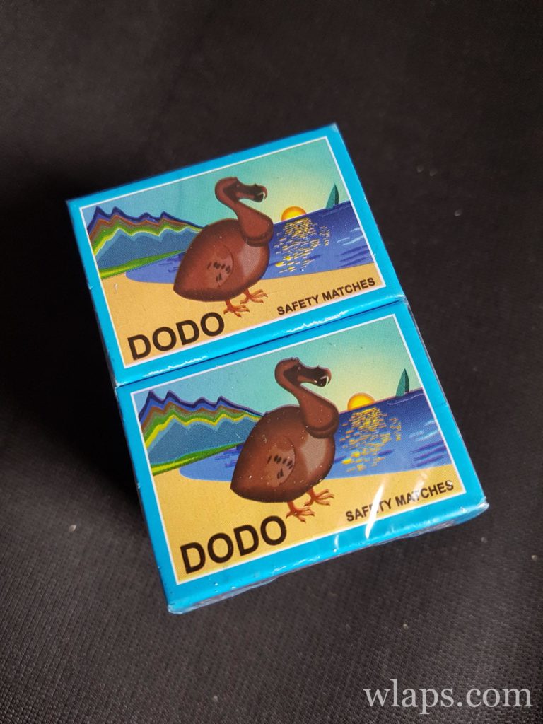 un des souvenirs de l'île Maurice : des boites d'allumettes Dodo