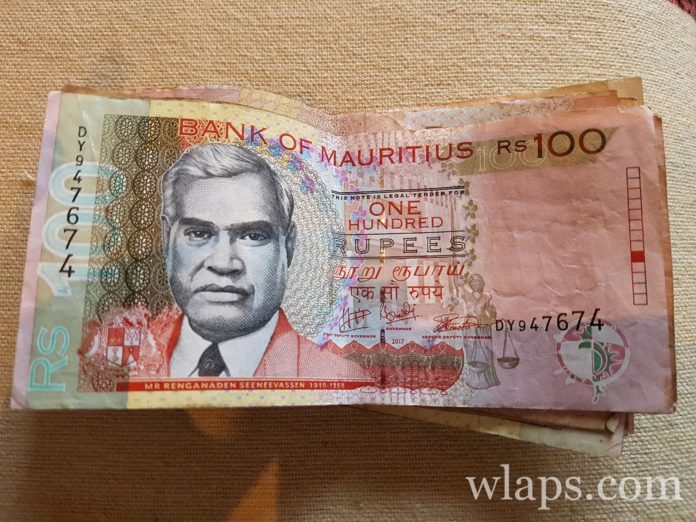 cout-de-la-vie-ile-maurice-billets-de-banque