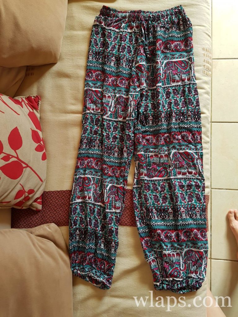 pantalon ample en souvenir de l'ile Maurice