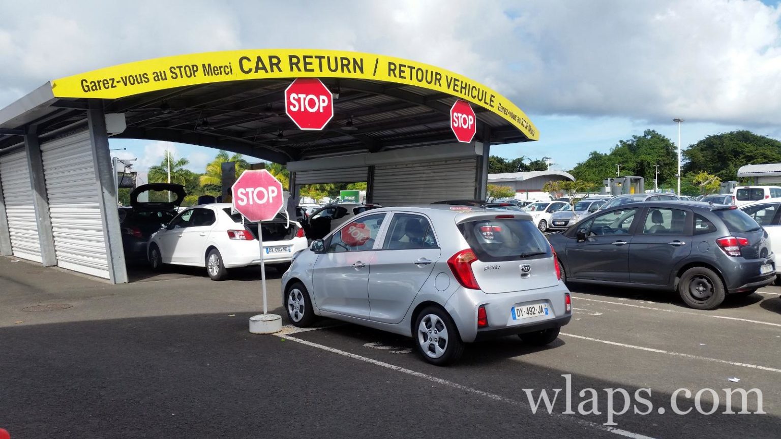 Aéroport de Guadeloupe Pôle Caraïbes à Pointe à Pitre Wlaps