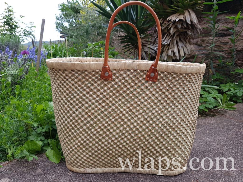 sac cabas acheté en souvenir à la réunion