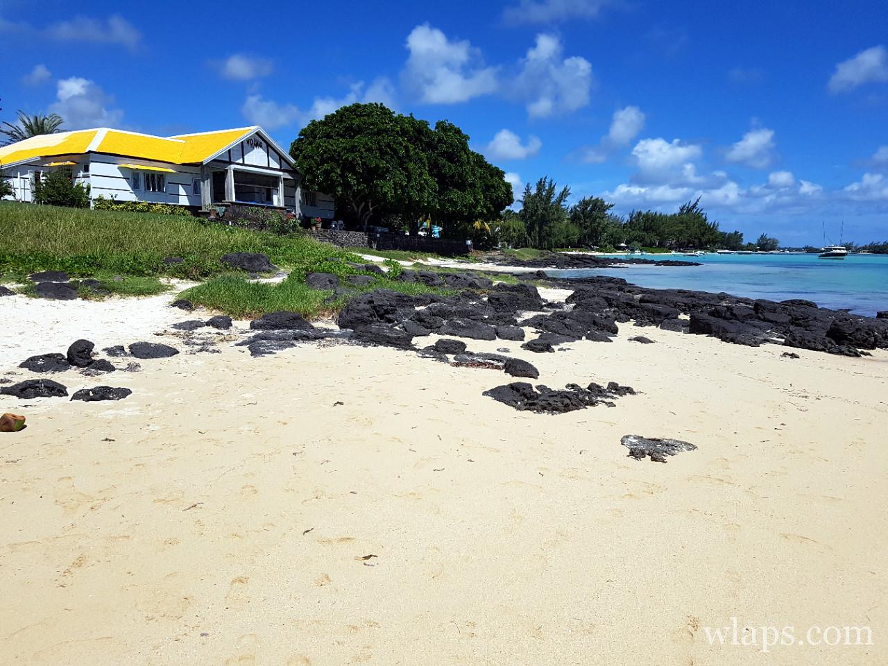 maison au bord de La plage de Bains Bœufs à l'île Maurice