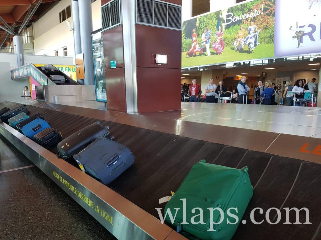 Arrivée à l'aéroport de La Réunion
