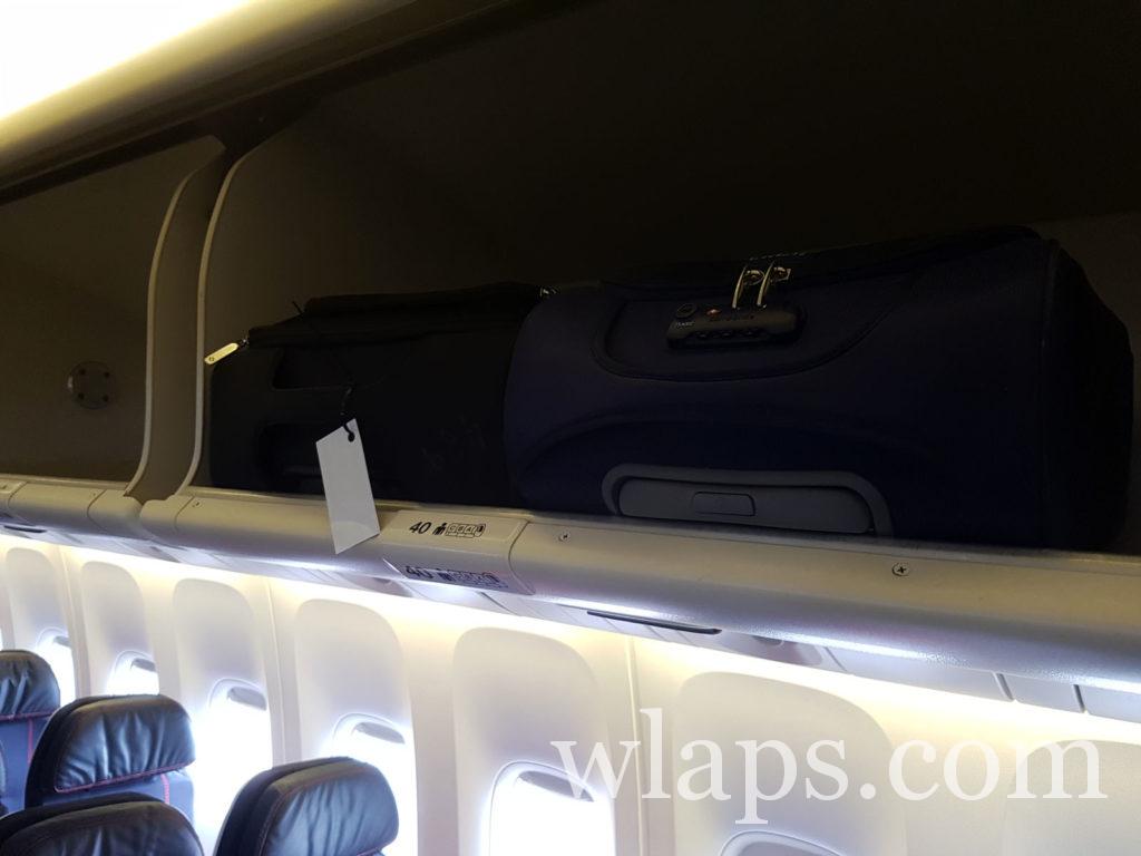 valises cabine Samsonite dans l'avion air france pour la Guadeloupe