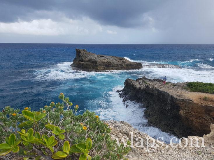 Près de la Porte d'Enfer du Moule en Grande Terre