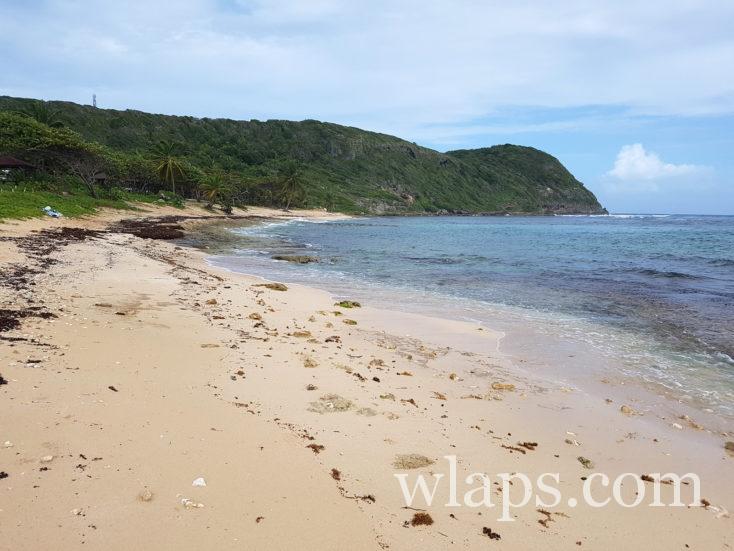Se promener le long de la plage