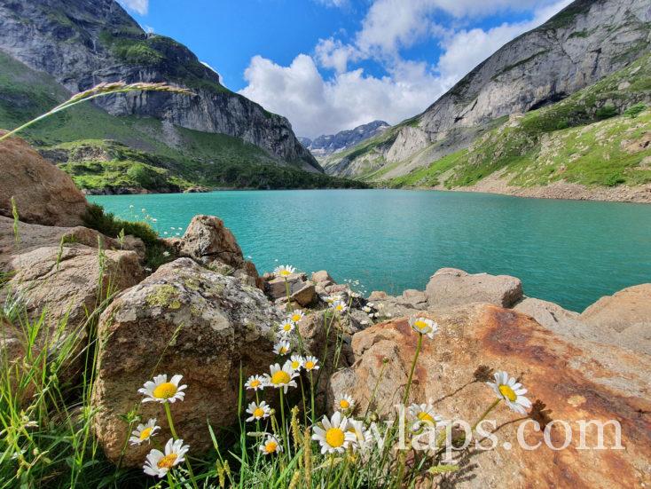 le lac des Gloriettes pour randonner avec son enfant