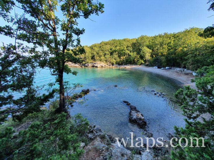 la plage de Makneli le matin
