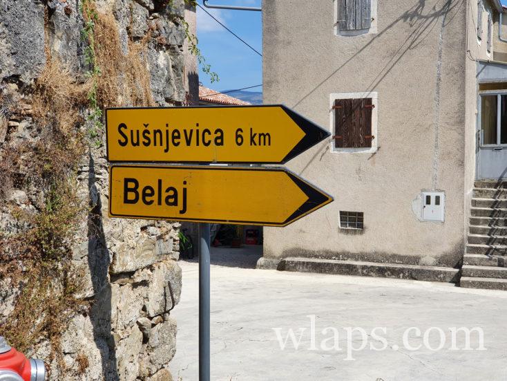 panneau à Paz en Croatie