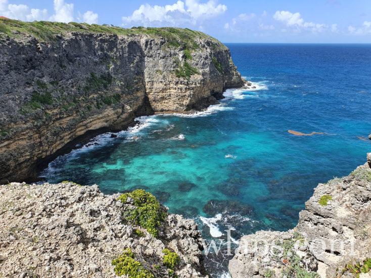eau turquoise à l'anse