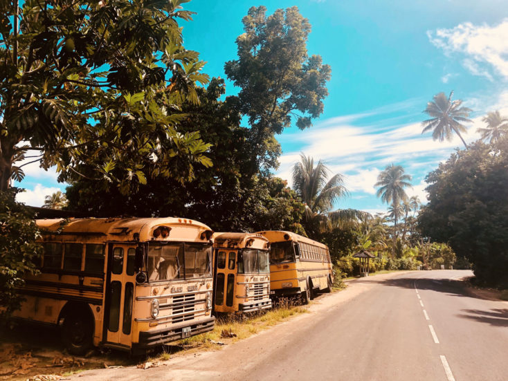 bus polynésiens à moorea