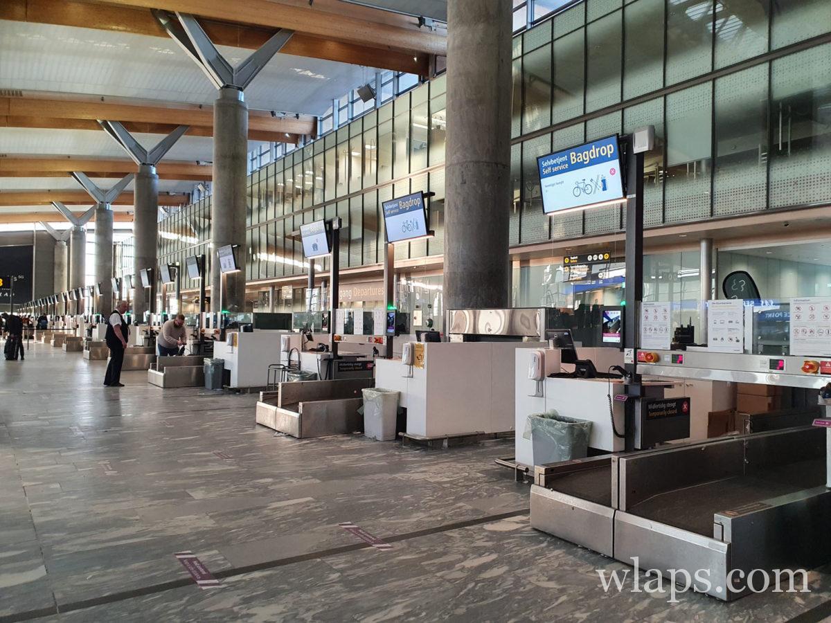 dans l'aéroport d'Oslo