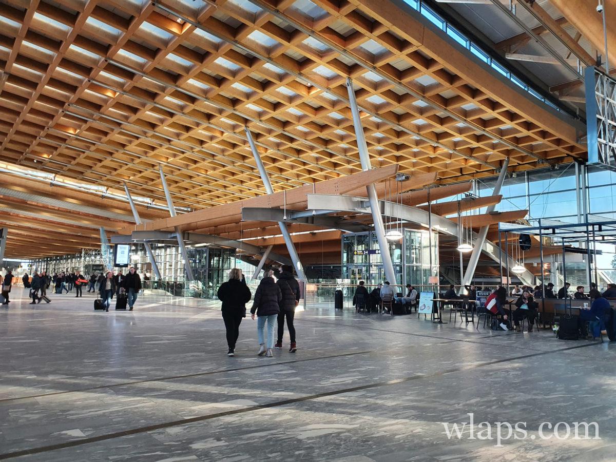 dans l'aéroport d'Oslo