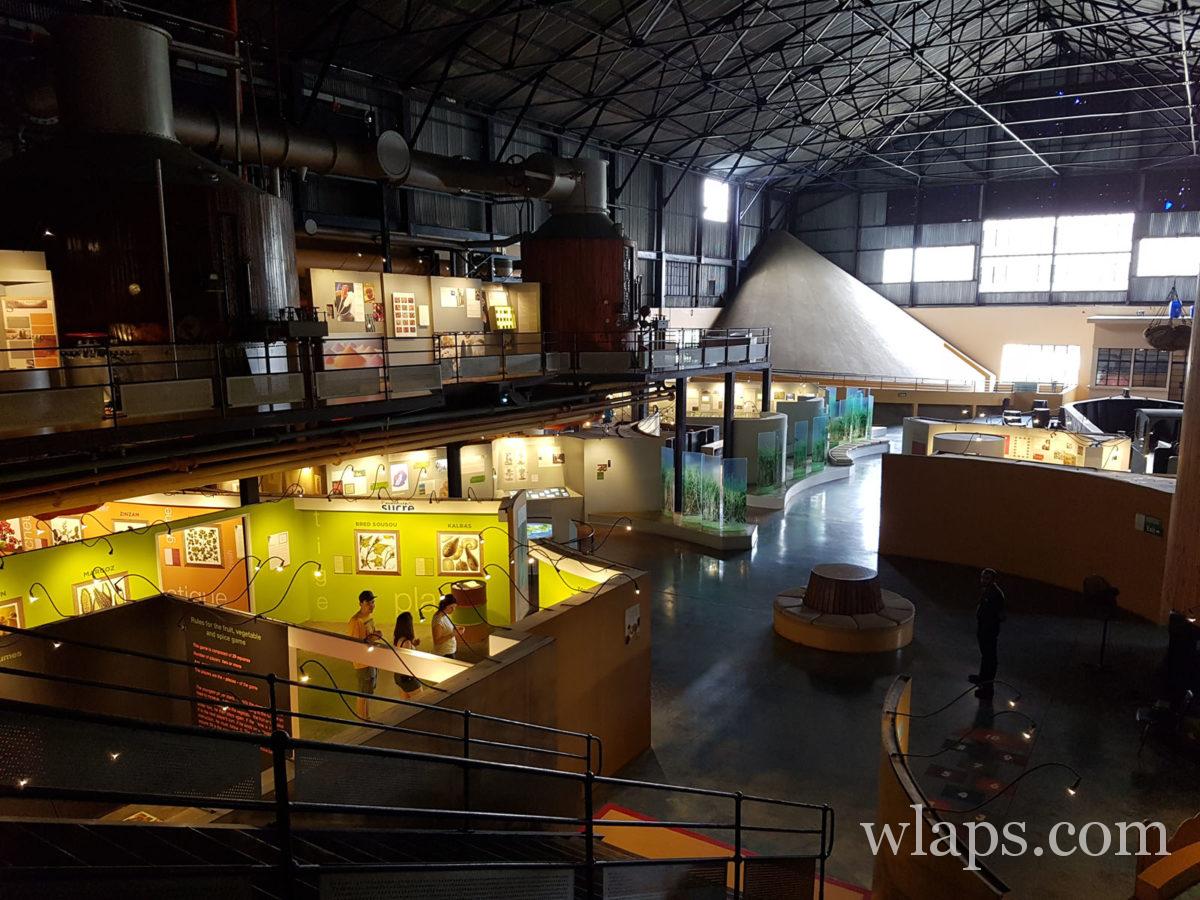 Les différentes salles du musée du sucre à l'île Maurice