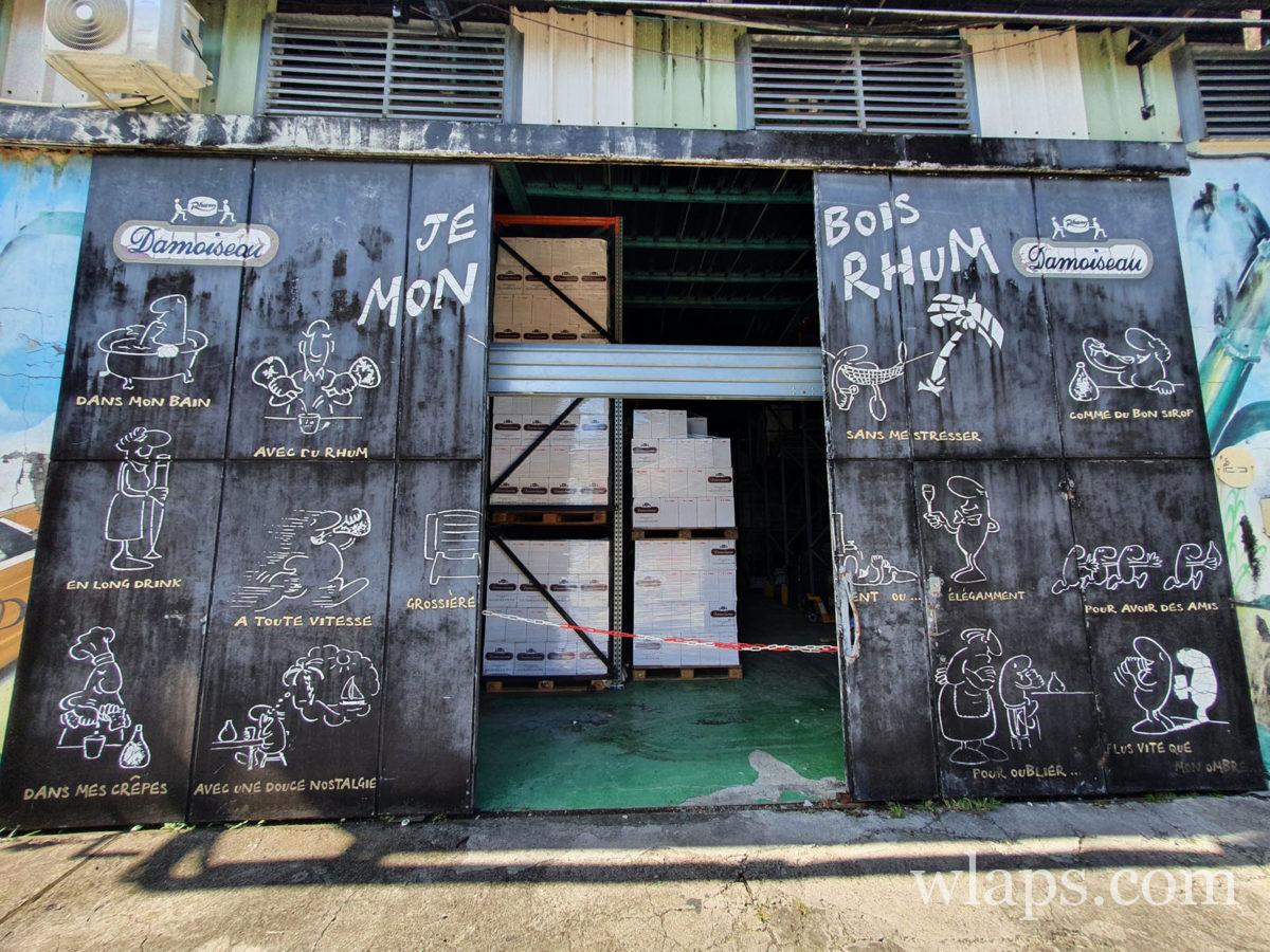 la distillerie Damoiseau au Moule en Guadeloupe