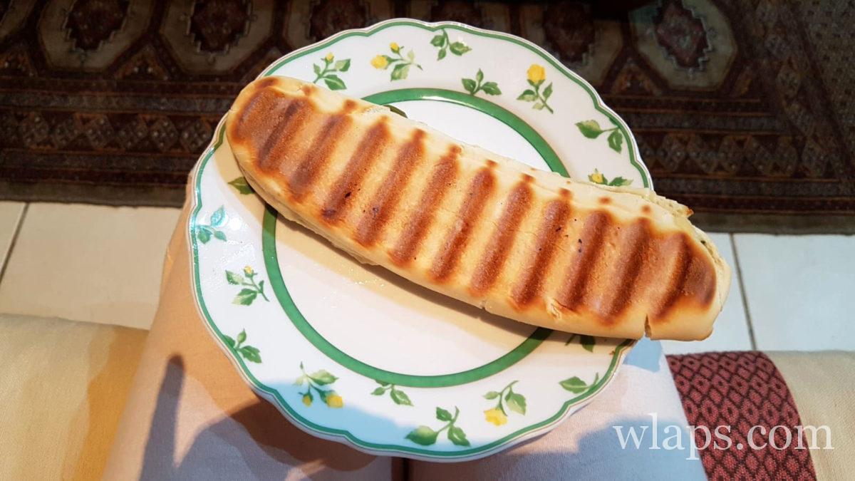 Panini jambon-fromage-tomate