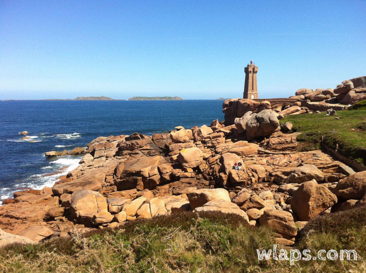 La Côte de Granit Rose sous le soleil de la Bretagne en août
