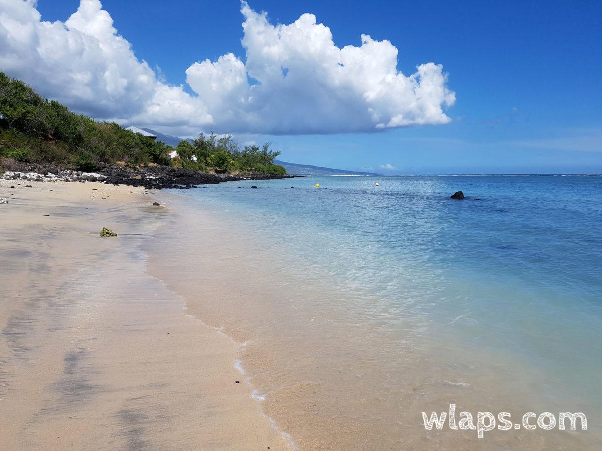 Plage de rêve de la Réunion en août