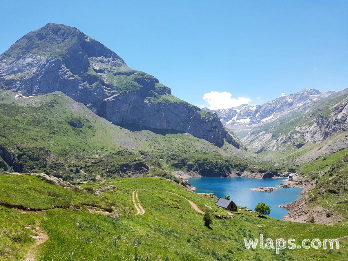 Couleur époustouflante du lac