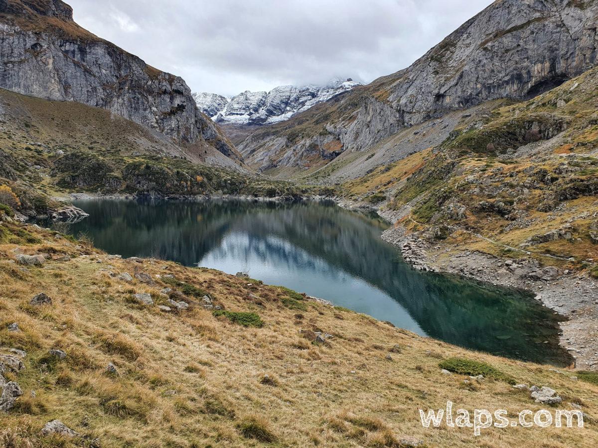 Eau cristalline au lac