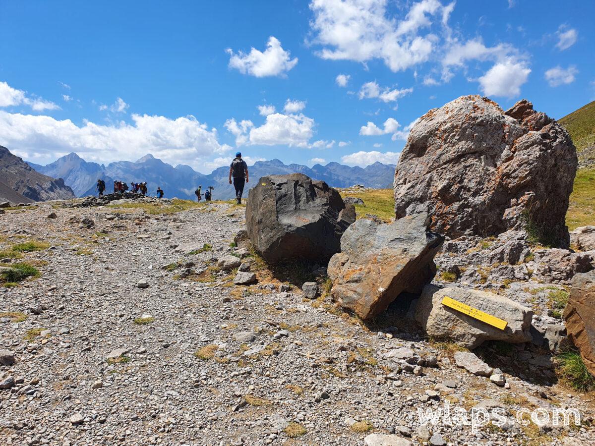 Au col de Boucharo, on poursuit vers l'Espagne