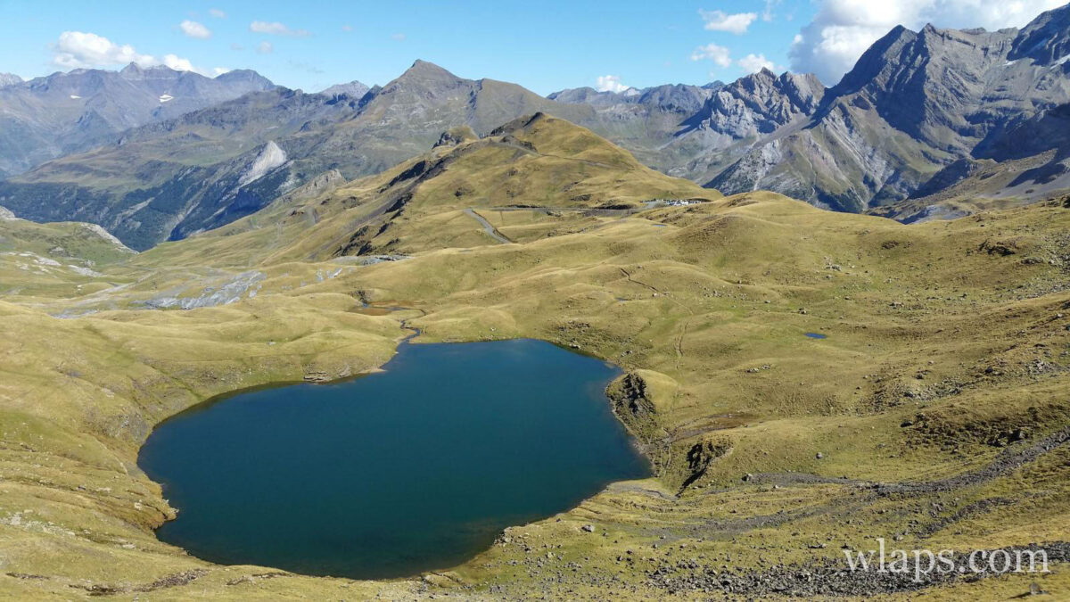 Vue depuis le col sur le Lac des Especières