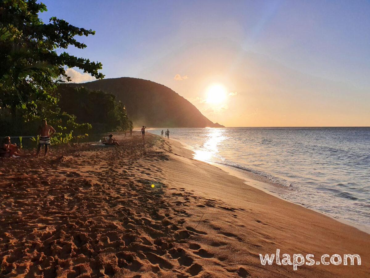 Fin de journée à la plage de Grande Anse